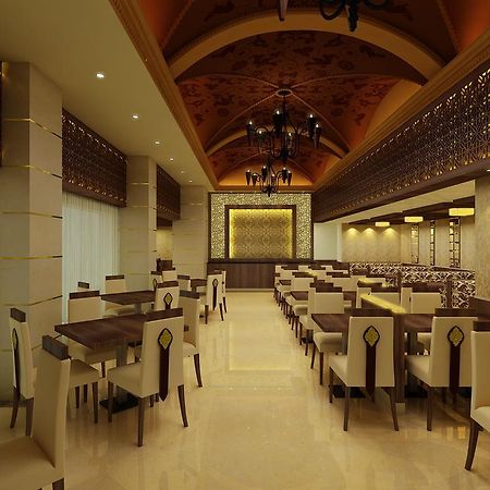 Brijwasi Royal Hotel Mathura Luaran gambar