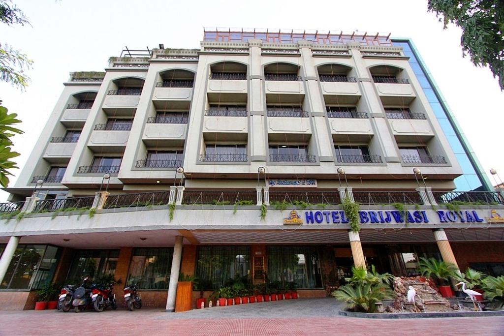 Brijwasi Royal Hotel Mathura Luaran gambar